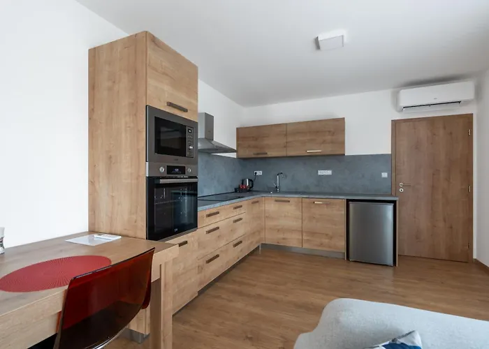 Lägenhet Apartmany Pustimer